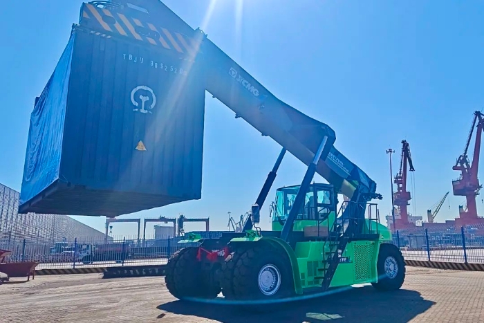 捷报不断！徐工港机多区域定制化交付助力首季“开门红”