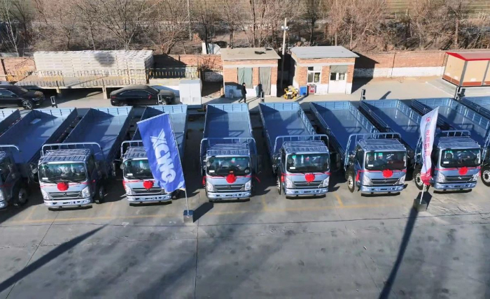 徐工轻卡新能源运输车批量交付山东客户