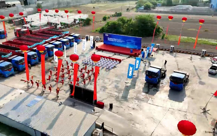 徐工新能源牵引车批量发往煤炭运输前线