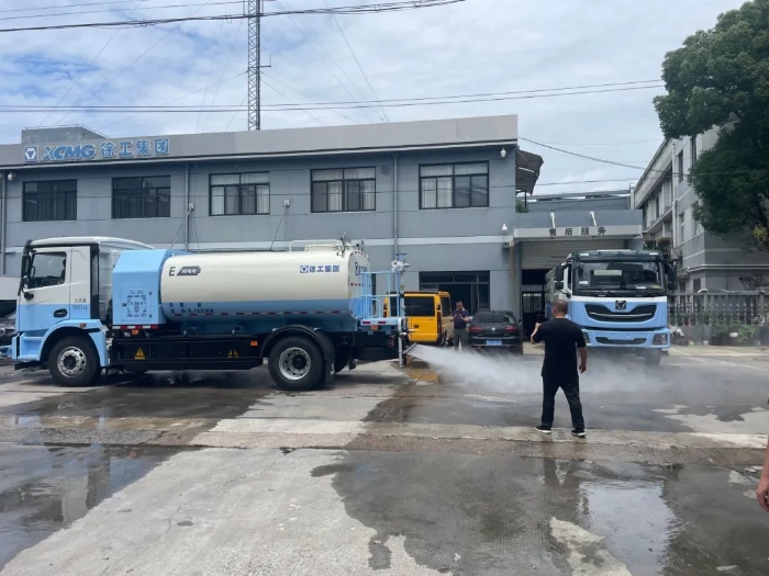 “沪”动绿色！徐工新能源环卫装备亮相上海推介会